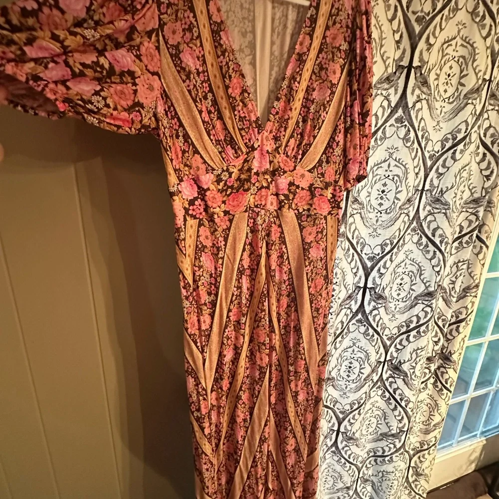 Spell Enchanted Wood Gown - Picture 2 of 4